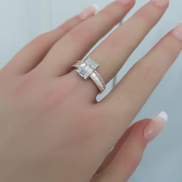 Yellow Gold Diamond Ring - R7703