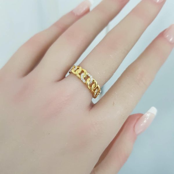 Yellow Gold Diamond Ring - R4523